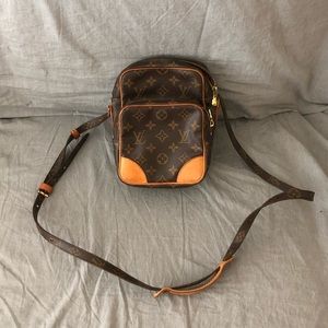 Louis Vuitton pre-owned Amazone crossbody bag